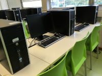 Aula informàtica: equips renovats