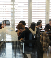 Obertura extraordinària per exàmens